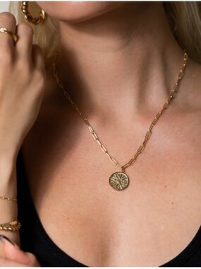 RAND DESIGNS Atlas Medallion Necklace